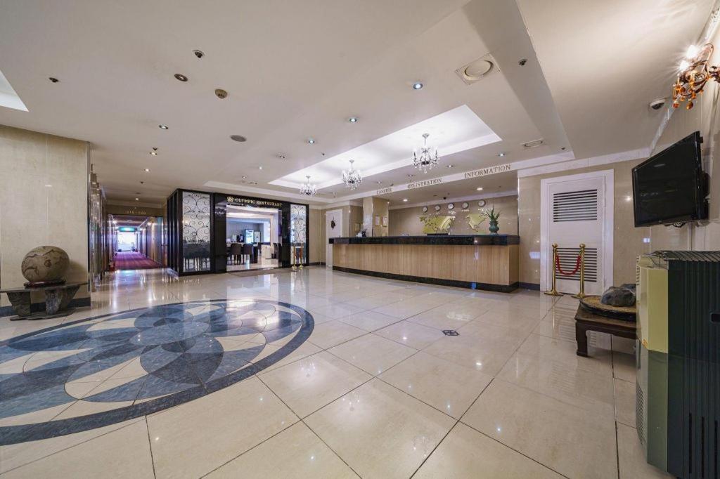 Hotel Olympic Чханвон Экстерьер фото